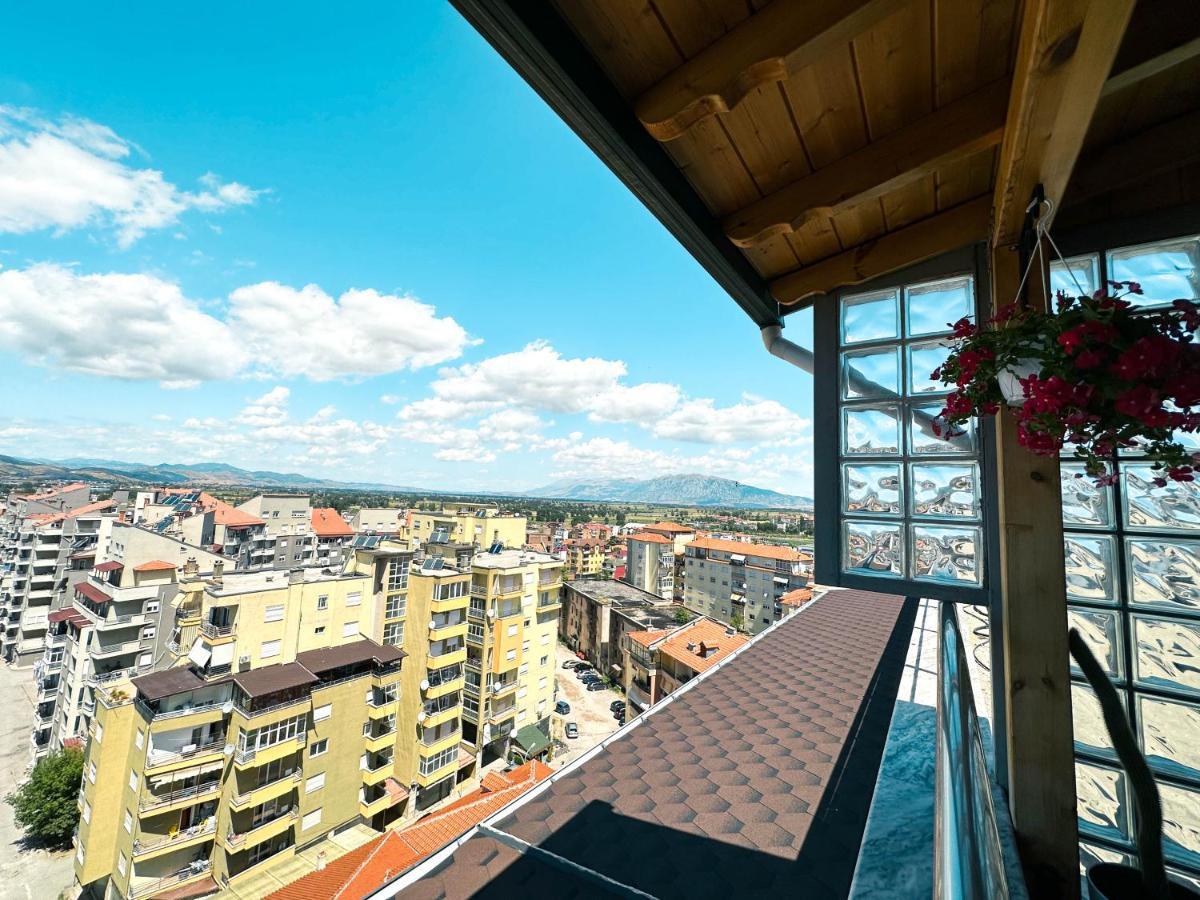 Cozy Elegance Above Korca Apartment Ngoại thất bức ảnh